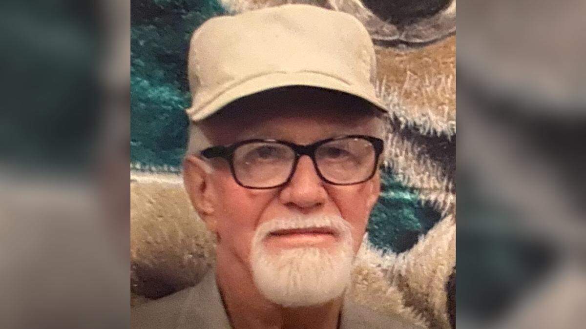 His son refuses to let up until his 79-year-old father walks out of Crossroads Correctional Center in Cameron as a free man.