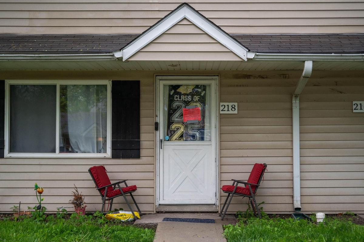A Do not enter notice is placed on a door at Aspen Place Apartments in Gardner on Wednesday, May 7, 2025. Residents of the apartment complex were forced from their homes after the city condemned the property due to several safety concerns.