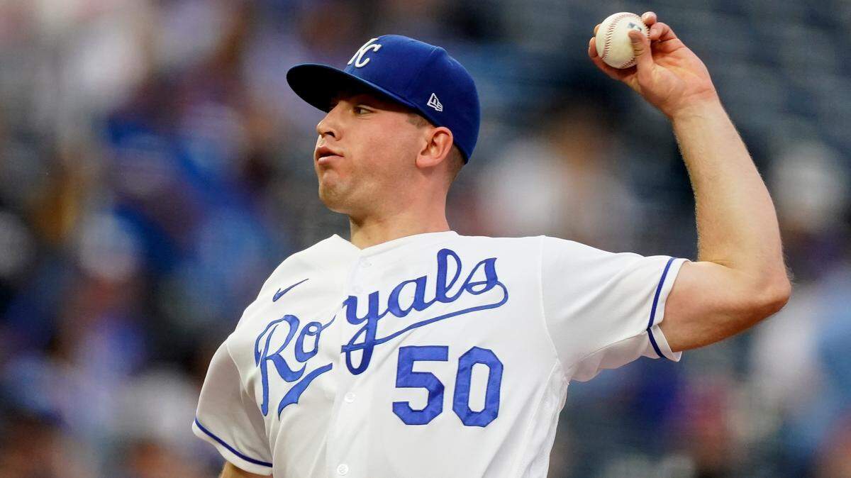 Kansas City Royals starting pitcher Kris Bubic throws during the first inning of a baseball game against the Minnesota Twins Saturday, Oct. 2, 2021, in Kansas City, Mo. (AP Photo/Charlie Riedel)