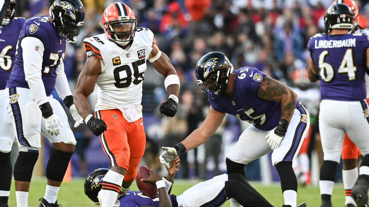 Cleveland Browns defensive end Myles Garrett (95) reacts after sacking Baltimore Ravens quarterback Lamar Jackson (8) during the second half at M&T Bank Stadium.