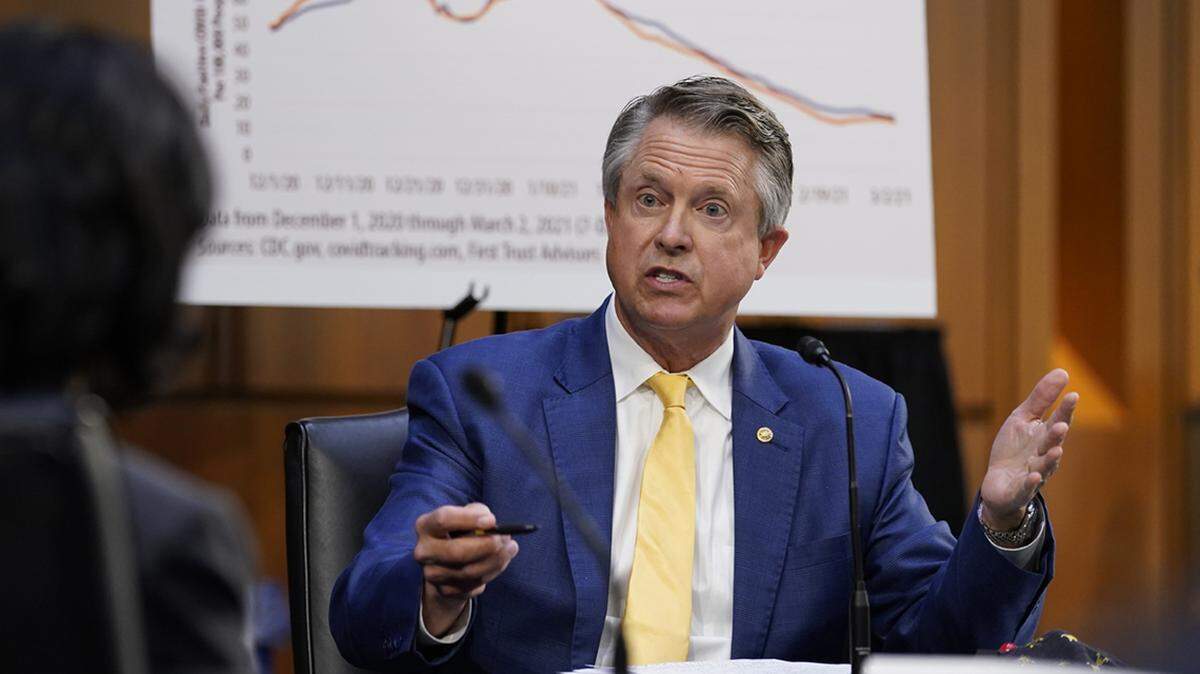No, Sen. Roger Marshall, public health officials aren’t to blame for Americans who won’t get vaccinated.