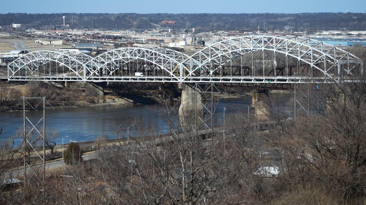 A joint venture involving three Kansas City firms will design and build the new Buck O’Neil Bridge over the Missouri River near the Wheeler Downtown Airport, Missouri highway officials announced in February. Traffic flows over the bridge on Tuesday, March 2, 2021 in Kansas City.