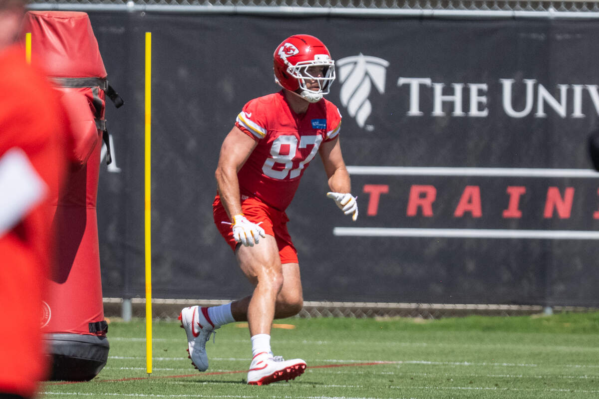 Kansas City Chiefs tight end Travis Kelce runs a pass route during Chiefs Minicamp on Tuesday, June 9, 2026, in Kansas City.