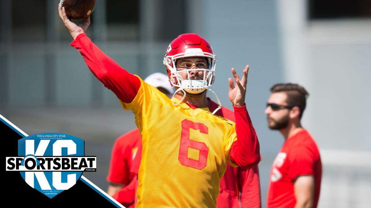 Chiefs new backup quarterback Matt Moore (6) threw passes during Chiefs practice Tuesday at the University of Kansas Health System Training Complex in Kansas City.
