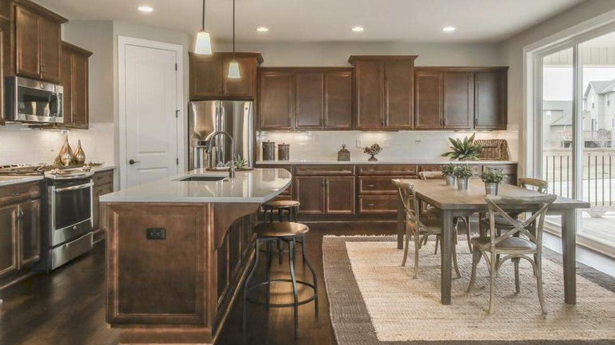 Build a personalized home in Arbor Crossing and choose design features like site-finished cabinets, upgraded paint and pine trim.