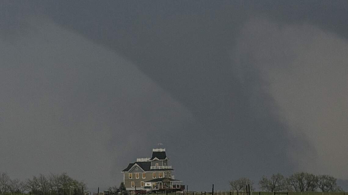 Do skyscrapers really make cities tornado-proof? Or does it just come down to luck?