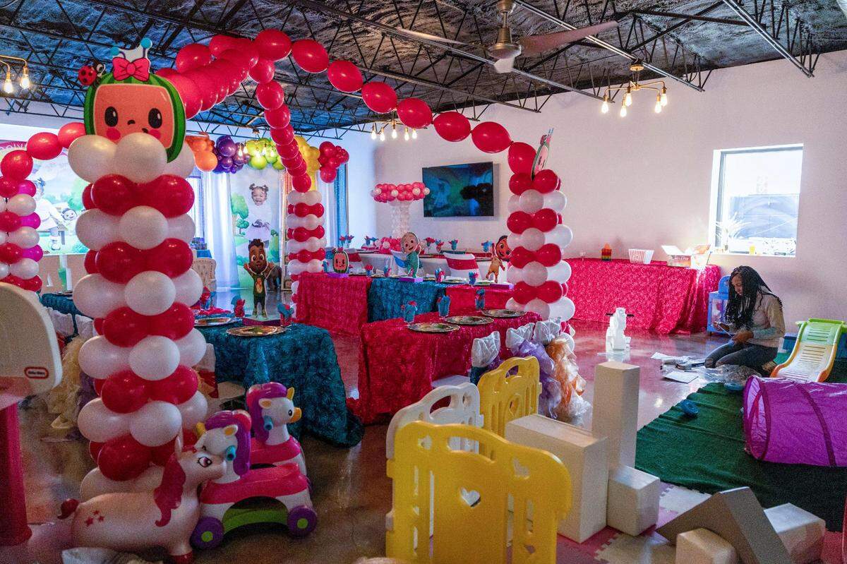 Diamond Fuse caters to her client’s wish for an over-the-top birthday party. “This is my only first child,” said mom Dalesa Blockmon, “so I needed it to be extra.”
