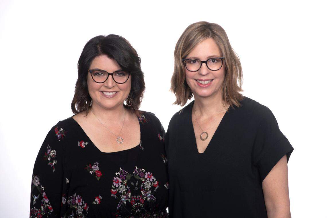 Sarah Fain, left, and Liz Craft are executive producers of ABC’s “The Fix.” They graduated from Pembroke Hill in 1989.
