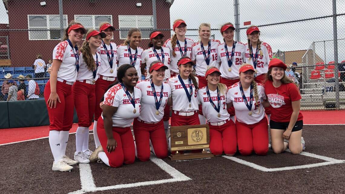 Bishop Carroll loses in state softball title game to Shawnee Heights