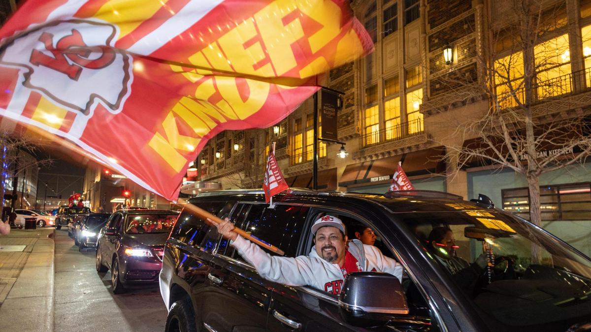 Here’s how Johnson County residents can get a free ride to the Chiefs Super Bowl parade