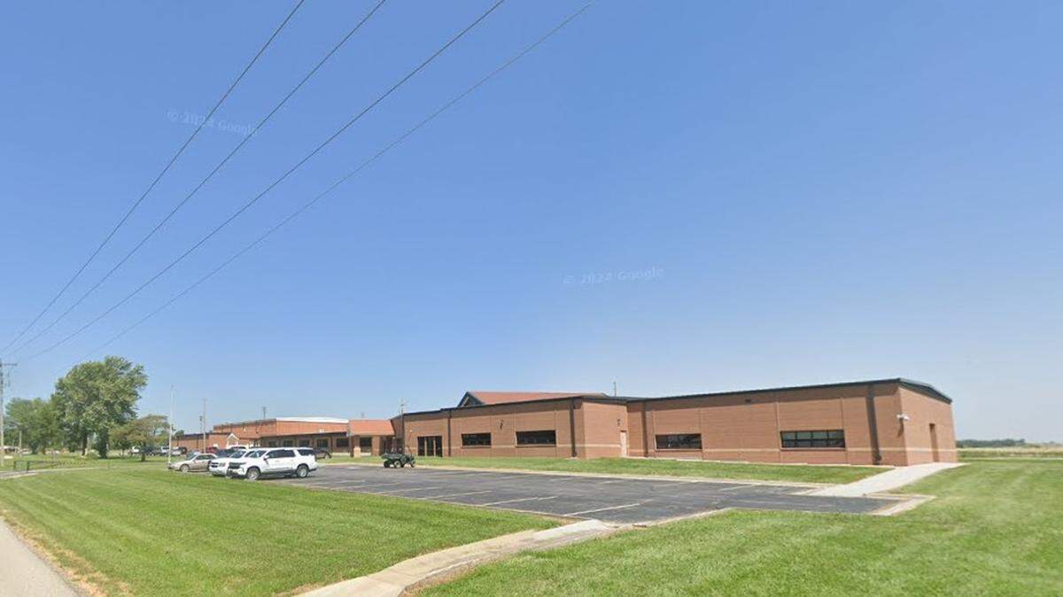 A former educator in the Uniontown School District in southeastern Kansas accepted a plea deal Tuesday in which she agreed not to seek a job as a teacher again after she allegedly had sexual contact with a student.
