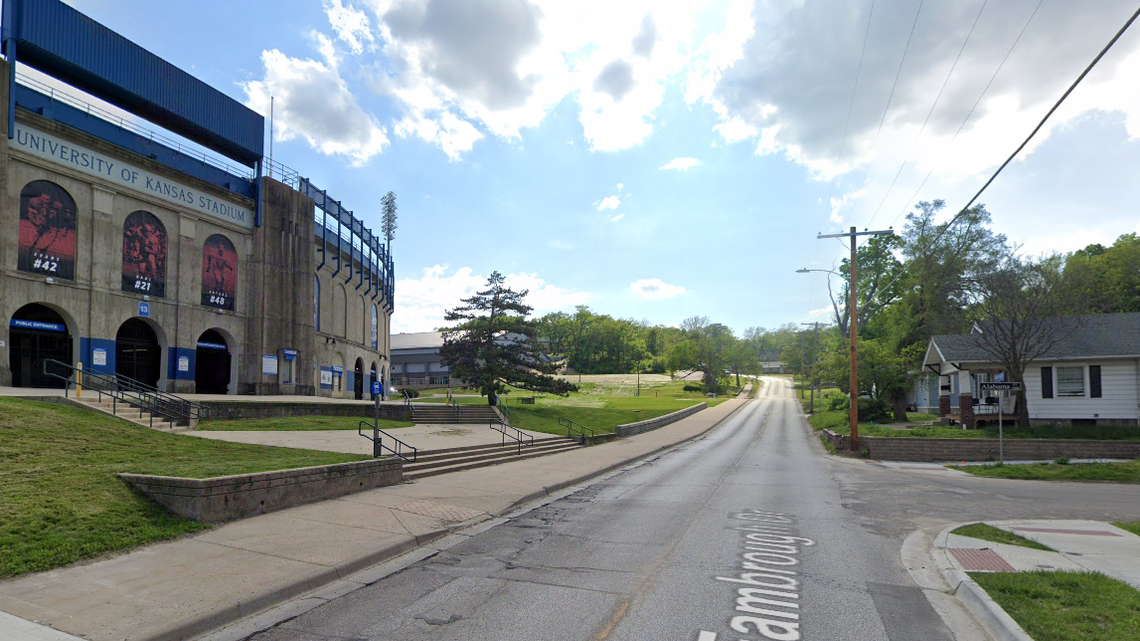 Sexual battery near University of Kansas campus under investigation: police