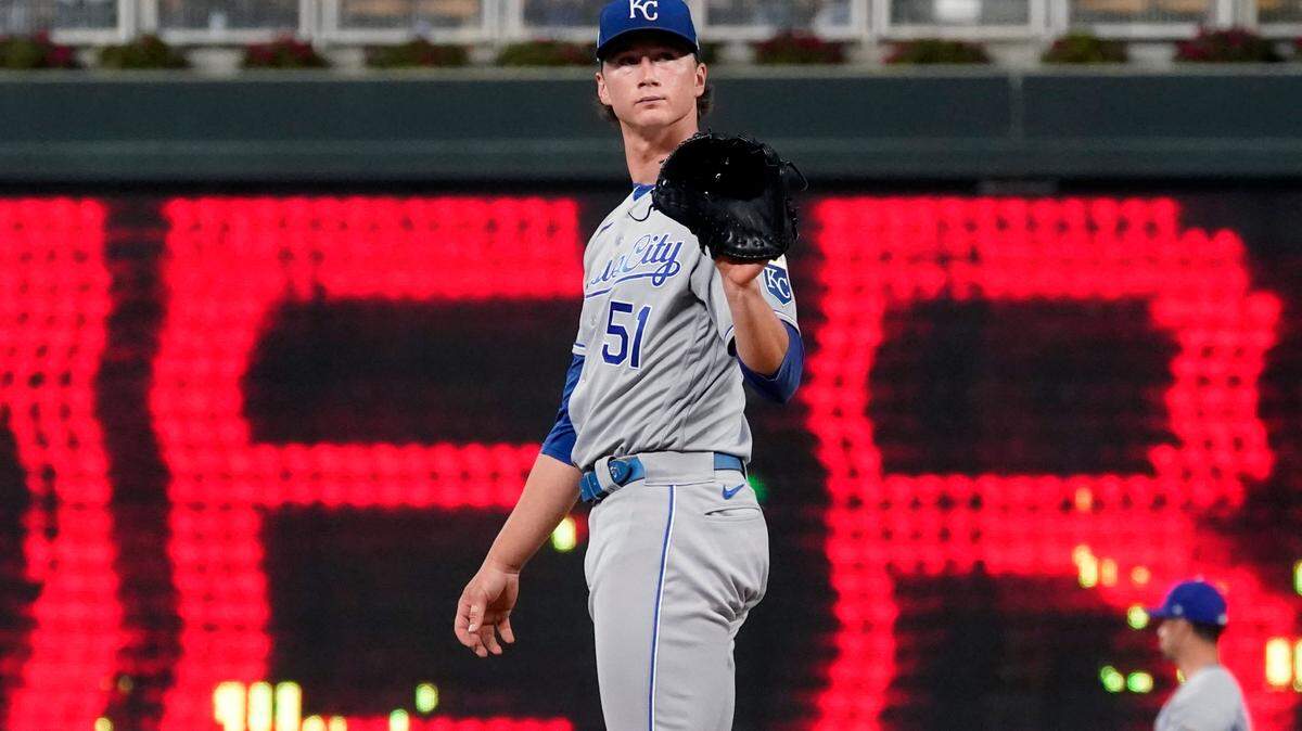 Kansas City Royals pitcher Brady Singer waits for a new ball after Minnesota Twins’ Jorge Polanco hit his second home run of the baseball game off Singer in the fifth inning, Saturday, Sept. 11, 2021, in Minneapolis. Polanco also homered off Singer in the first inning. (AP Photo/Jim Mone)