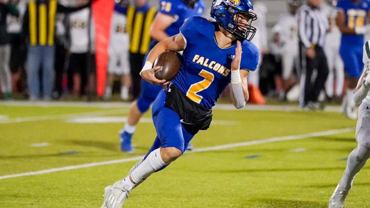 Bryce Norenburg rushed for four touchdowns in leading Olathe South to a 49-20 win against Shawnee Mission South on Friday night.