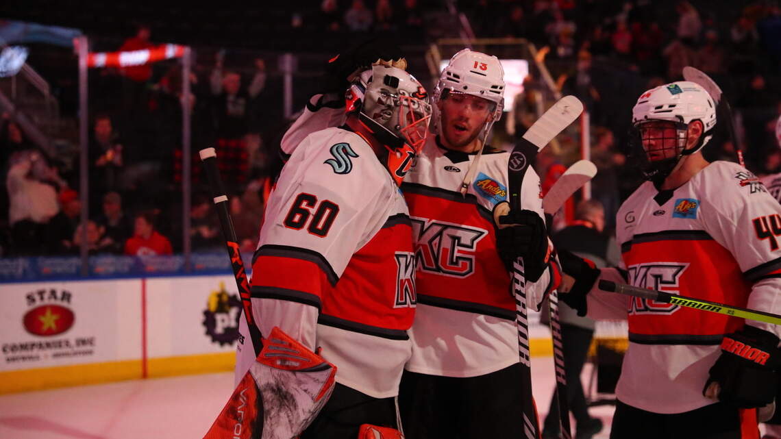 KC Mavericks enter holiday break on hot streak. Up next: A busy weekend & NYE game