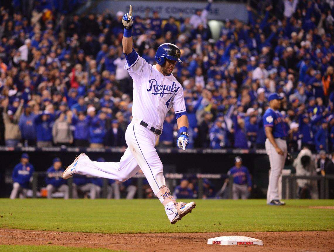 Kansas City Royals left fielder Alex Gordon (4) celebrates after hitting a solo home run against the New York Mets in the ninth inning of Game 1 of the 2015 World Series at Kauffman Stadium on Oct. 27, 2015.