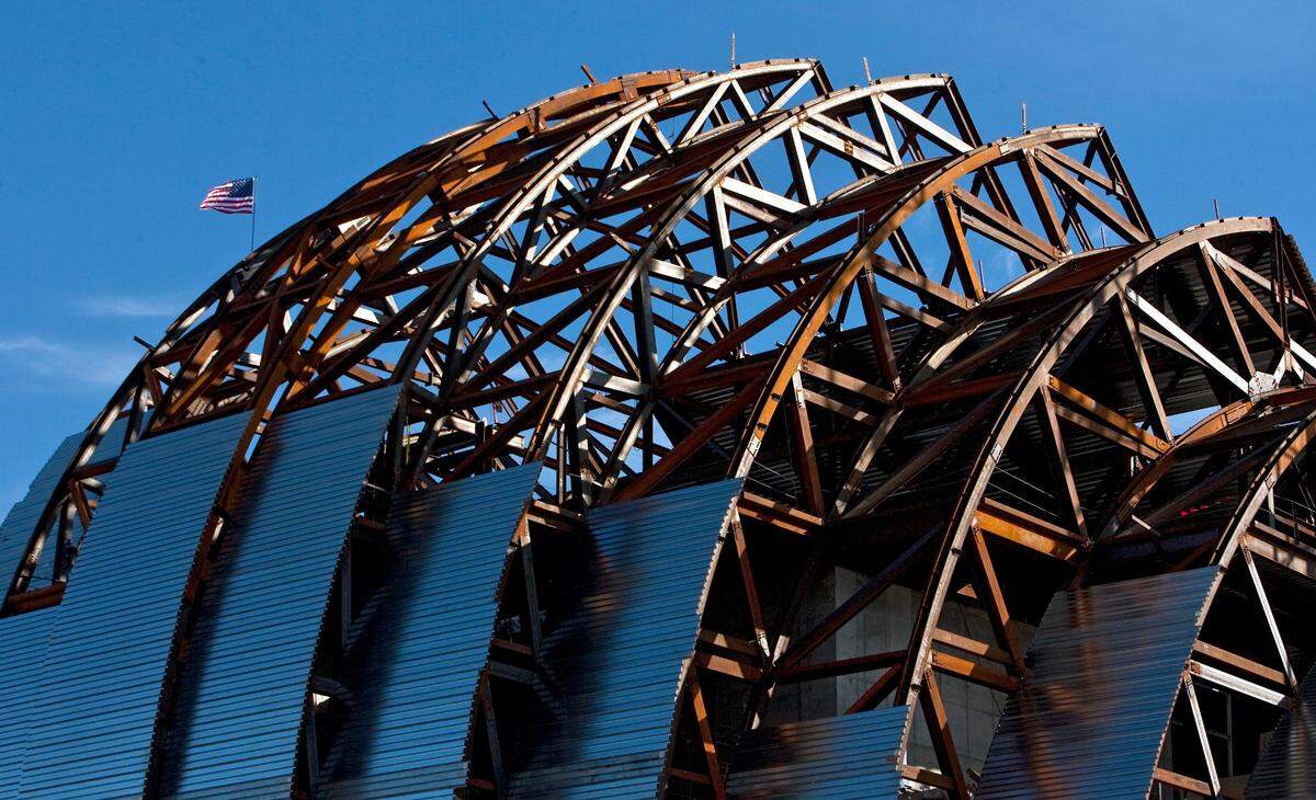 In December 2009, the last beam of The Kauffman Center was placed.