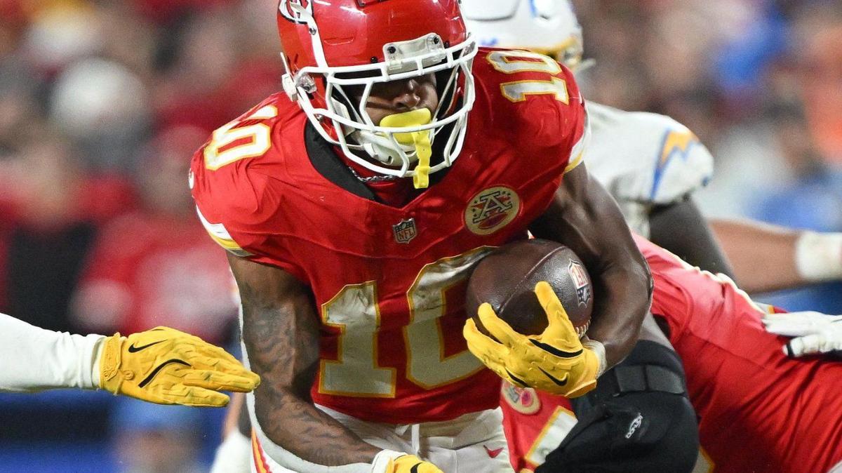 Kansas City Chiefs running back Isiah Pacheco (10) runs for yardage against the Los Angeles Chargers in the fourth quarter on Sunday, Dec. 8, 2024, at GEHA Field at Arrowhead Stadium.