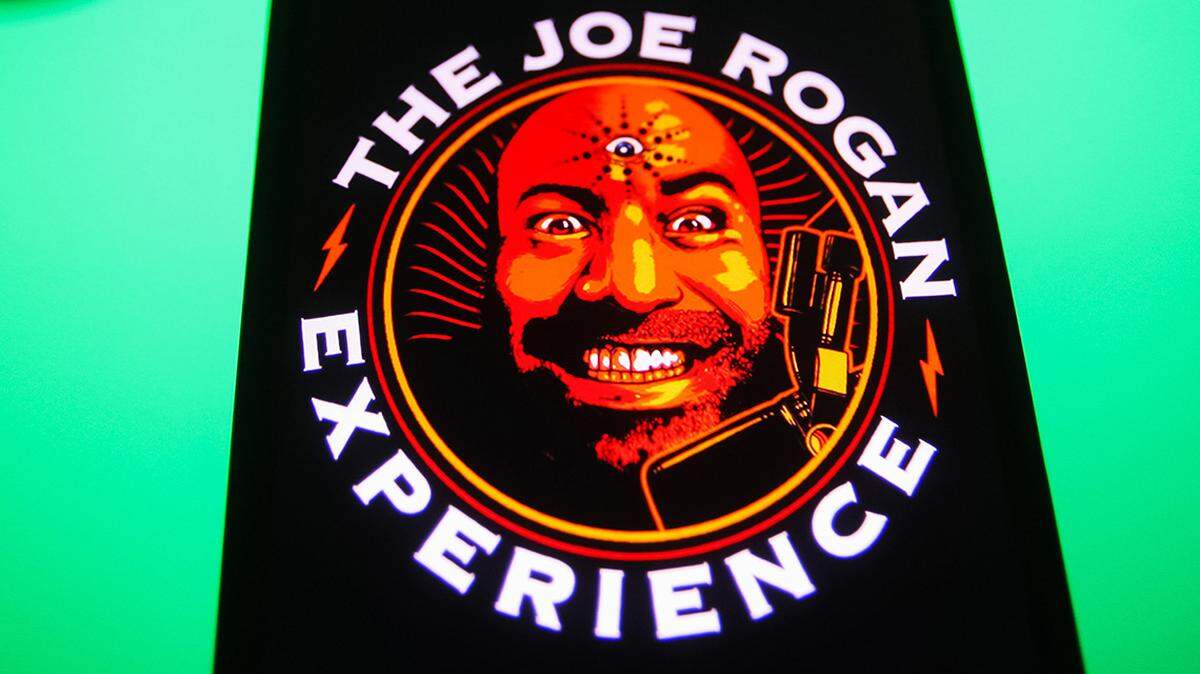 “The Joe Rogan Experience” podcast is wildly popular among young men, and its host endorsed Donald Trump.
