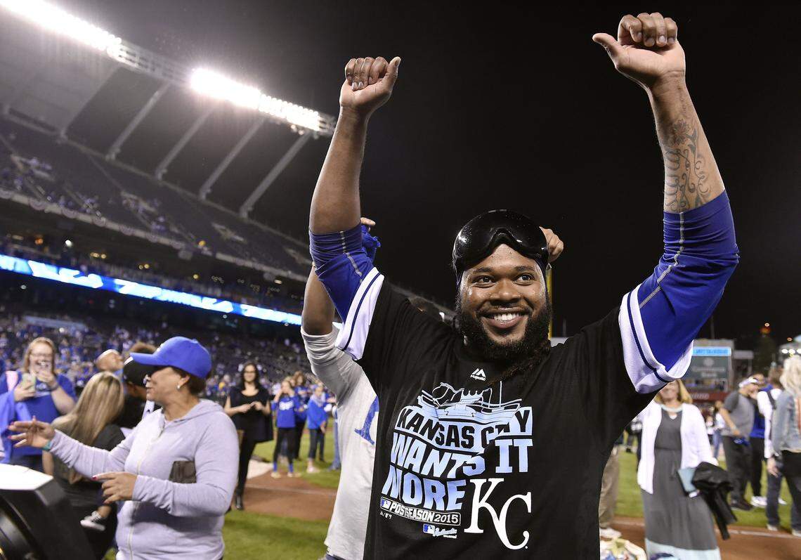 Kansas City Royals starting pitcher Johnny Cueto hoisted his arms in victory after the Royals defeated the Houston Astros 7-2 in Wednesday’s ALDS baseball game on October 14, 2015 at Kauffman Stadium in Kansas City, Mo.
