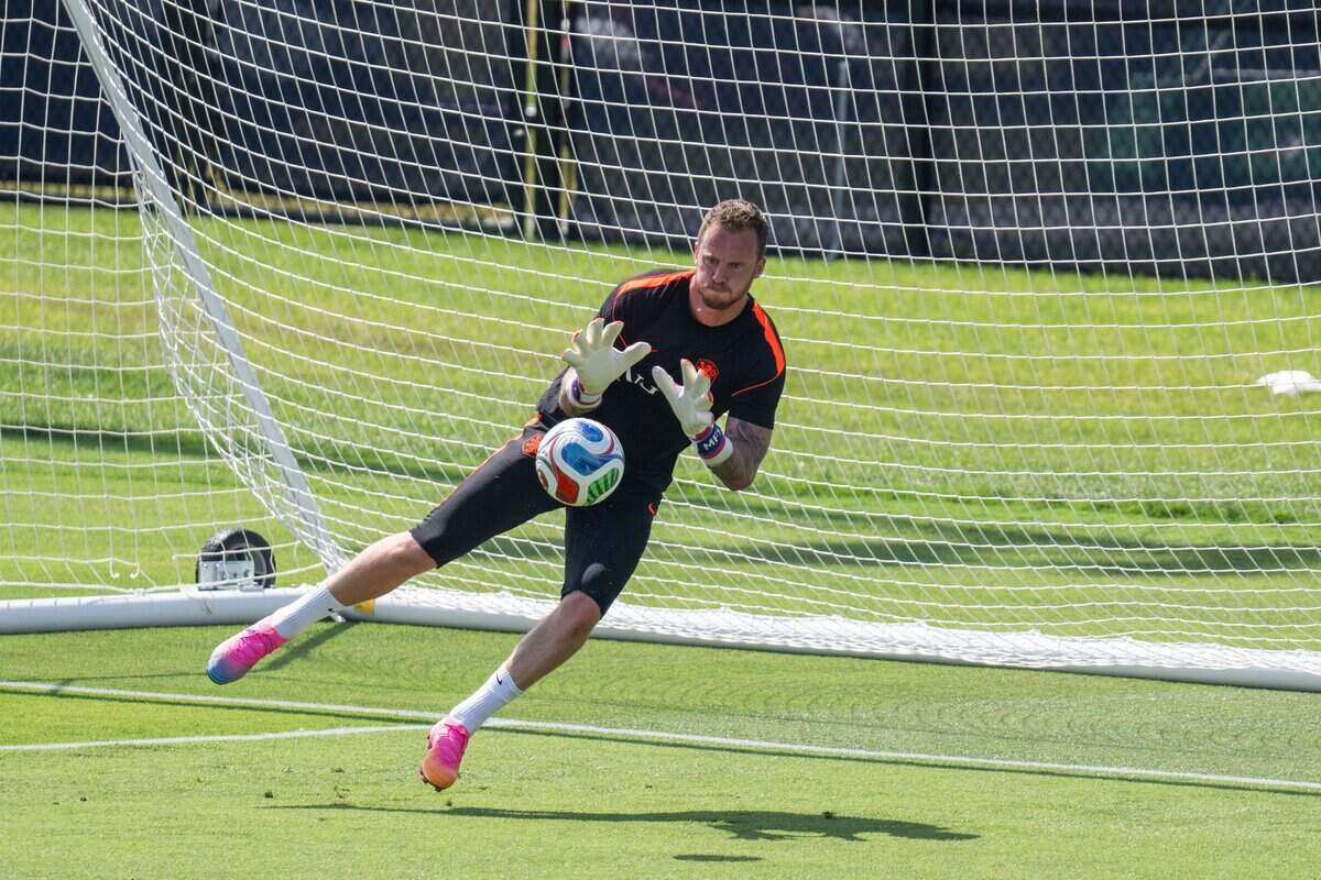 Goalkeeper Mark Flekken of the Netherlands makes a save during open practice on Wednesday, June 10, 2026, in Riverside. The Dutch national team will train between matches at the Kansas City Current training facility.