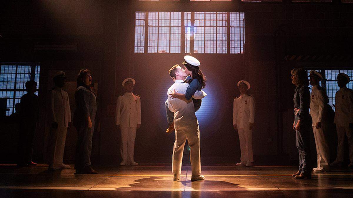 The musical “An Officer and a Gentleman” will run April 12-17 at the Kauffman Center as part of the Broadway in KC series.