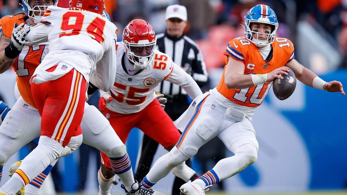 Jan 5, 2025; Denver, Colorado, USA; Denver Broncos quarterback Bo Nix (10) scrambles under pressure from Kansas City Chiefs linebacker Joshua Uche (55) as guard Quinn Meinerz (77) defends against defensive end Malik Herring (94) in the second quarter at Empower Field at Mile High. Mandatory Credit: Isaiah J. Downing-Imagn Images