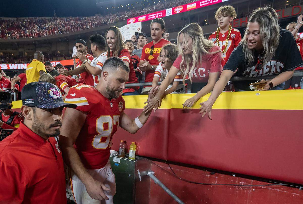 Kansas City Chiefs tight end Travis Kelce (87) walks off the field after the team defeated the Detroit Lions, 30-17, at GEHA Field at Arrowhead Stadium on Sunday, October 12, 2025, in Kansas City.