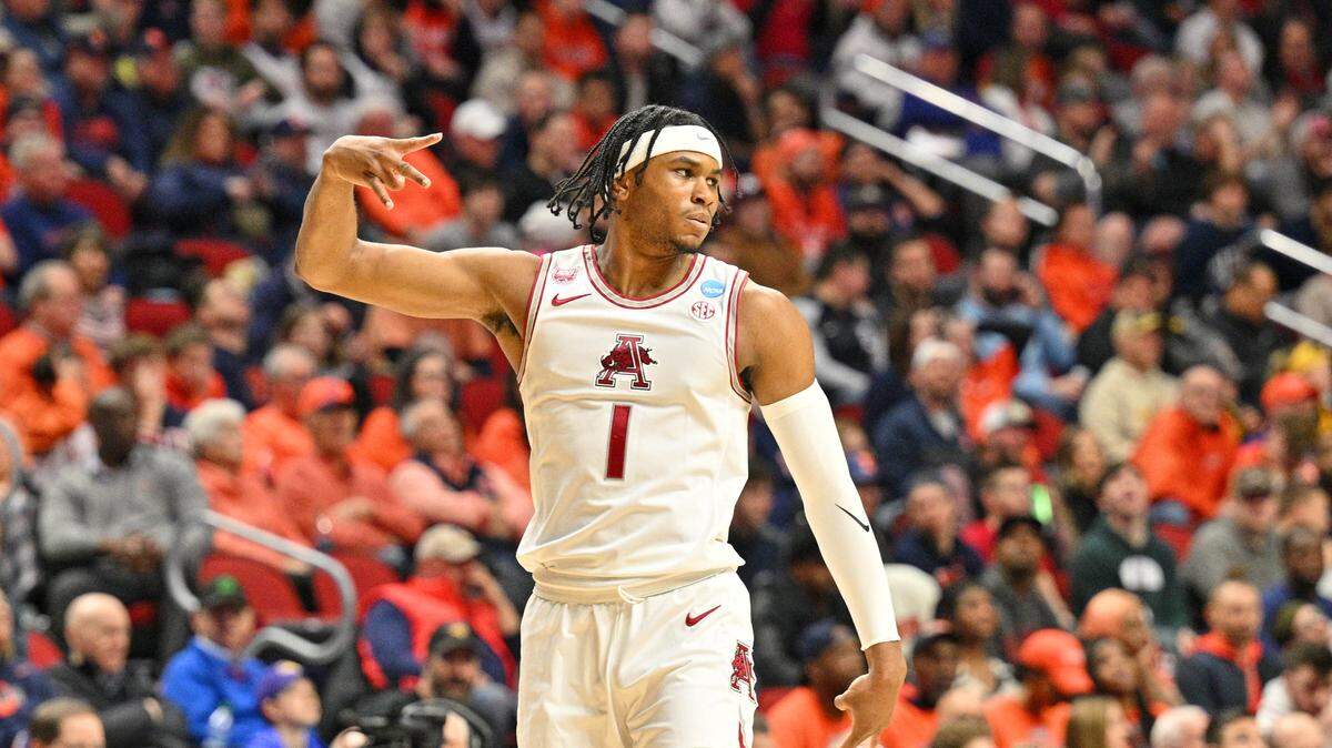 Arkansas Razorbacks guard Ricky Council IV (1) reacts after a play against the Illinois Fighting Illini during the first half at Wells Fargo Arena on March 16, 2023.
