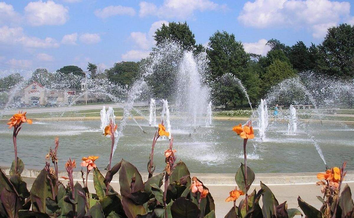 A ceremony at Northland Fountain in Anita Gorman Park will kick off Kansas City’s Fountain Day.