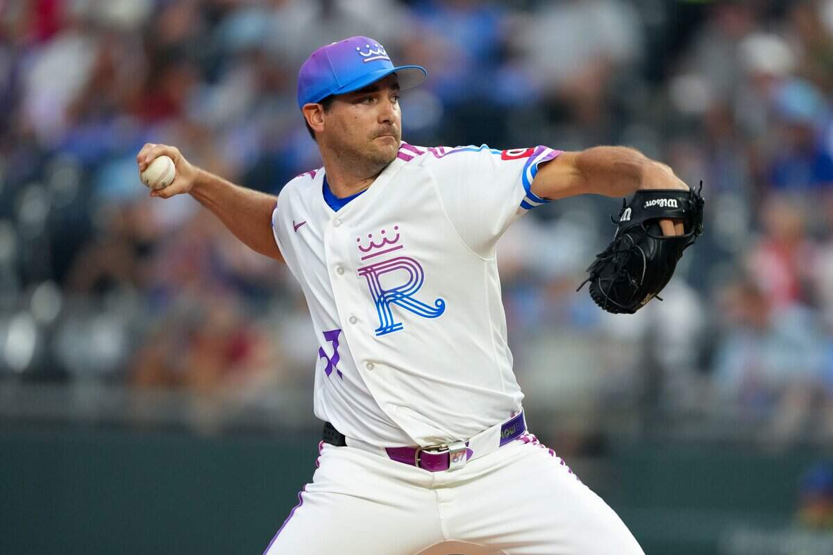 KANSAS CITY, MISSOURI - JUNE 19: Seth Lugo #67 of the Kansas City Royals throws against the St. Louis Cardinals in the first inning at Kauffman Stadium on June 19, 2026 in Kansas City, Missouri. (Photo by Ed Zurga/Getty Images)