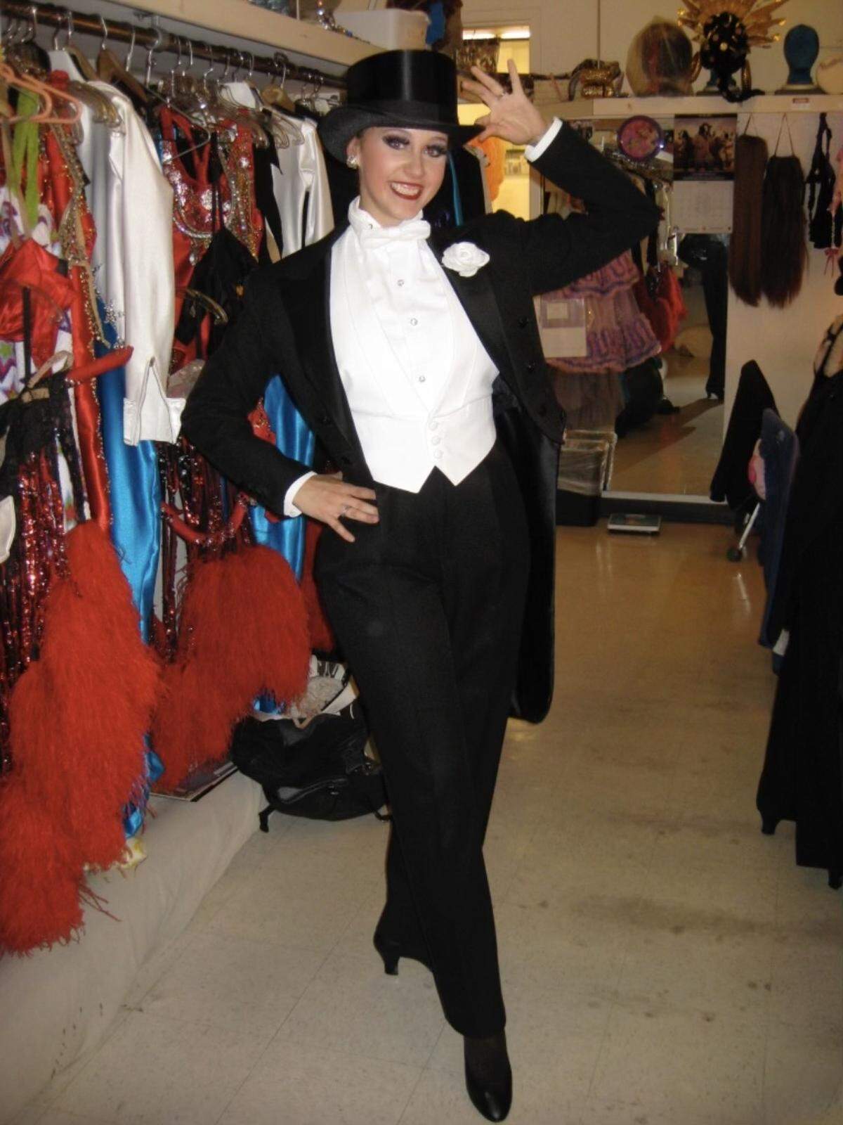 Once a showgirl, always a showgirl.