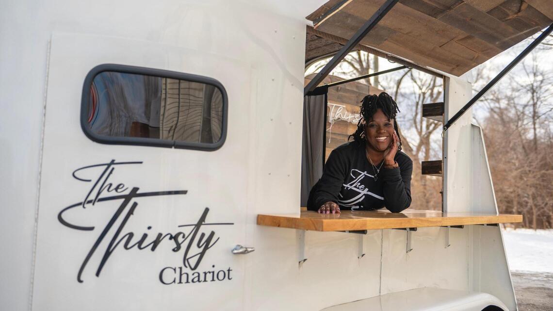 Mobile bar rolls up to KC-area events with beer, wine, cocktails, kid-friendly slushies