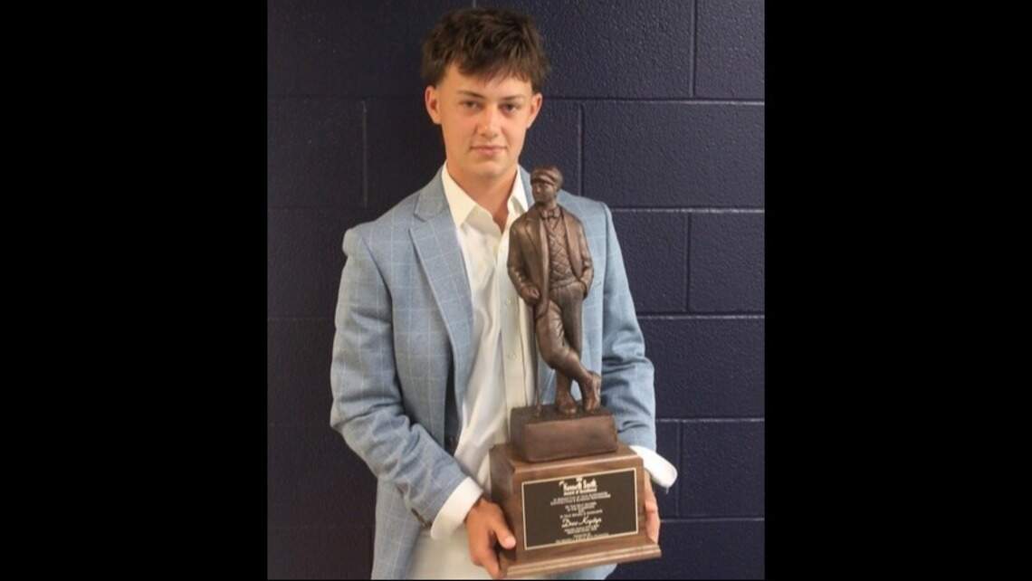 Blue Valley North golfer wins boys Kenneth Smith Award as best in KC for 2026