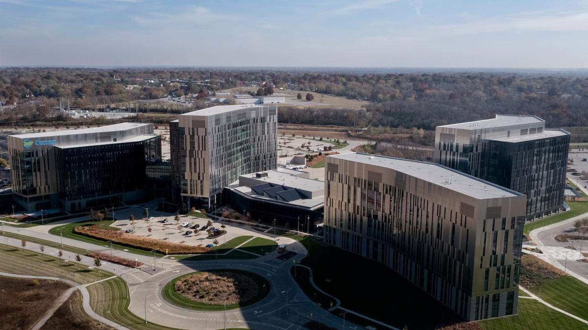 Oracle’s offices in Kansas City at Interstate 435 and Bannister Road, located at the former site of Bannister Mall.