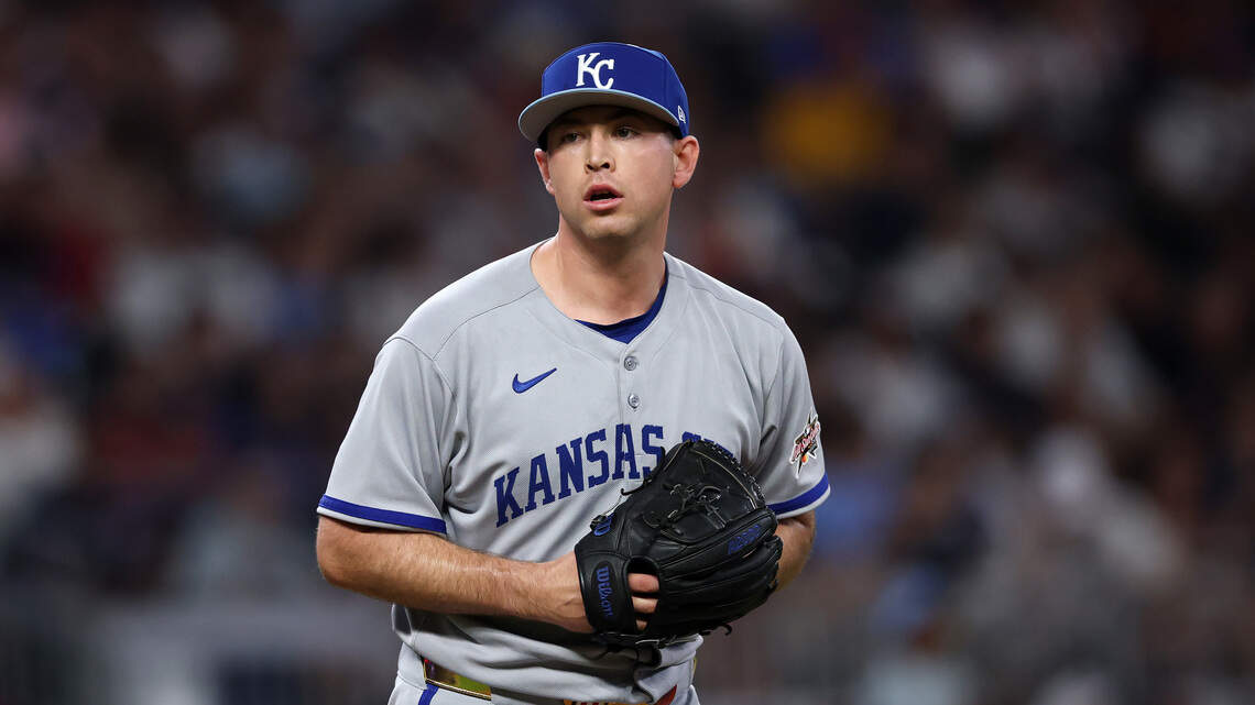 Kansas City Royals trade Kris Bubic to Los Angeles Dodgers at MLB deadline
