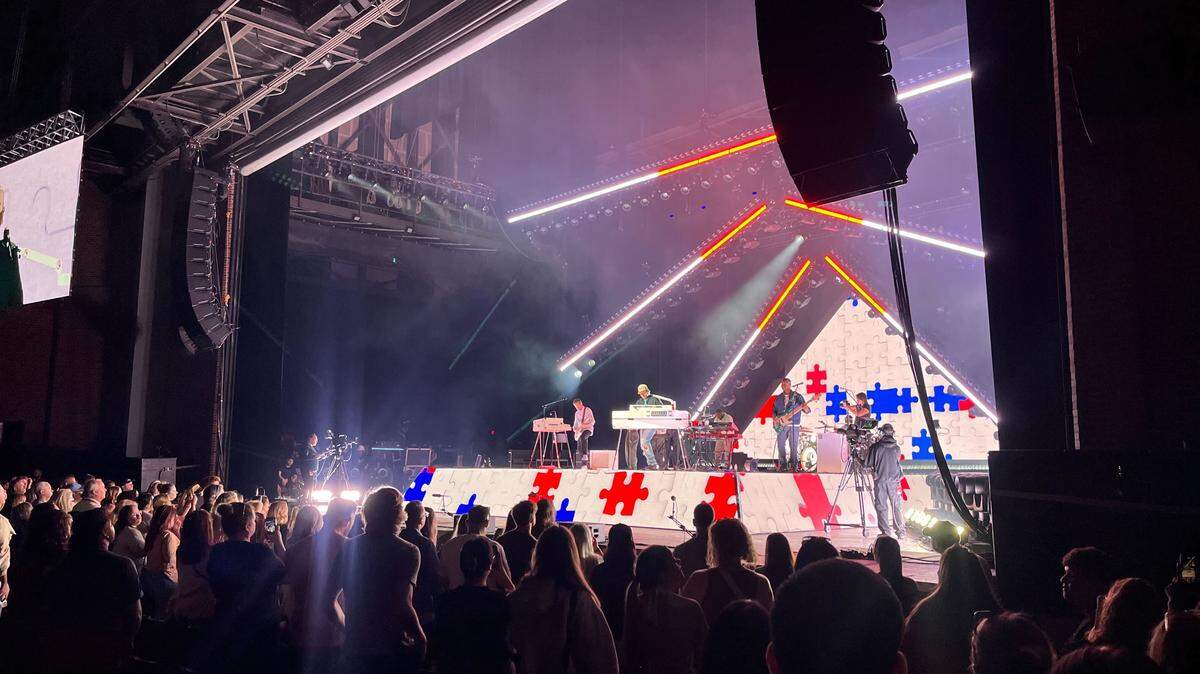 Pop singer Charlie Puth performs “Change” on Wednesday, May 13, during his show at Starlight Theatre in Kansas City.