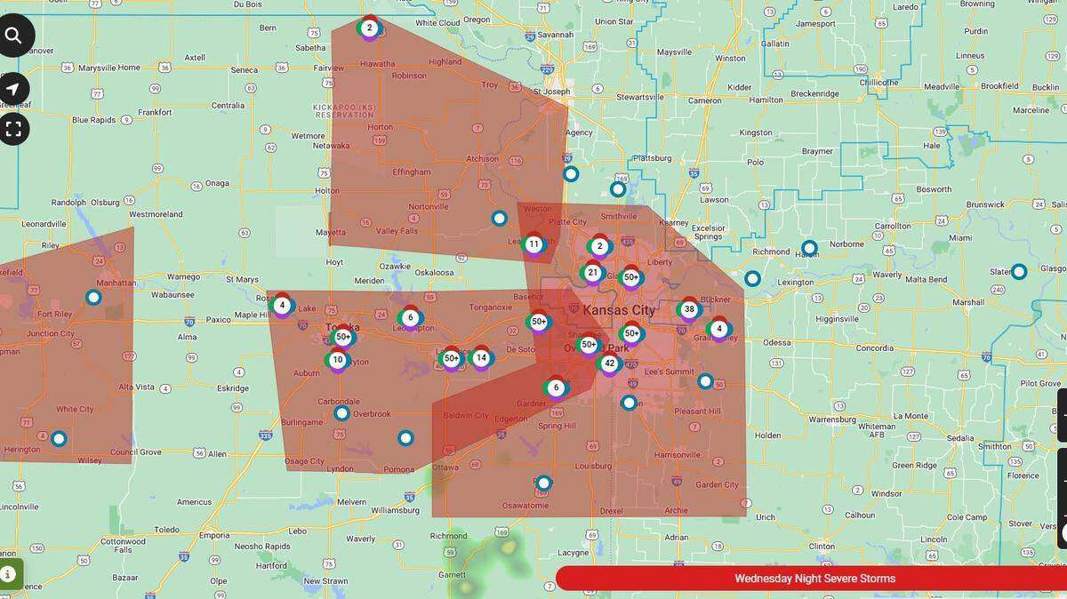 A powerful line of thunderstorms blew through the Kansas City area overnight, leaving tens of thousands without electricity. This Evergy outages map shows where customers were affected by the power outages.