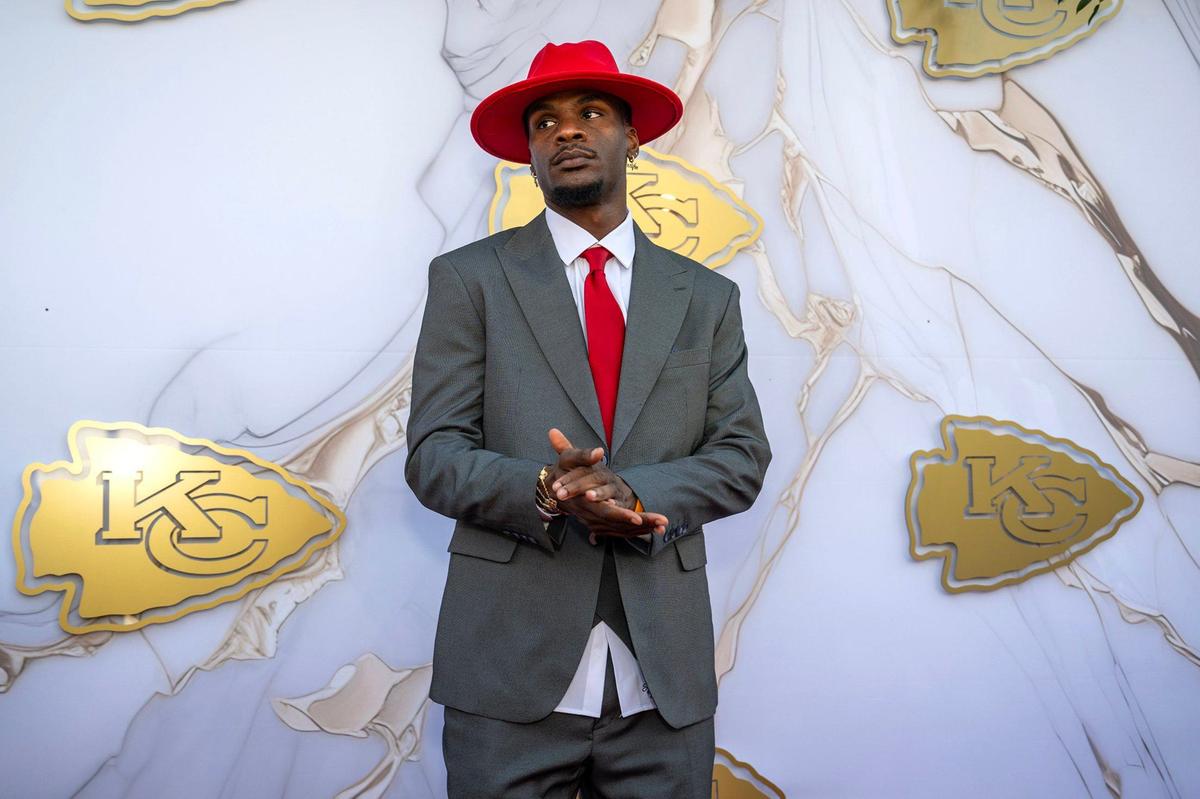 Former Chiefs wide receiver Marquez Valdes-Scantling walked the red carpet before the Super Bowl LVIII championship ring presentation even.