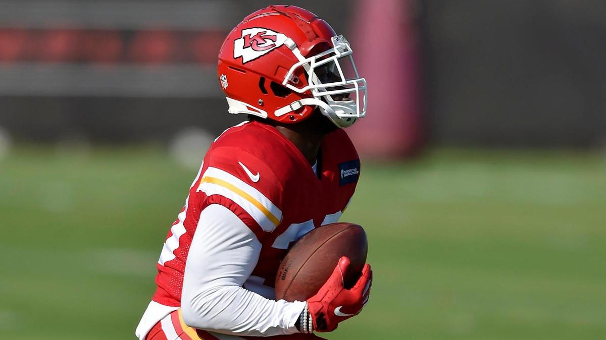 Running back Elijah McGuire makes a catch during the Kansas City Chiefs training camp at their training facility Friday, Aug. 14, 2020.