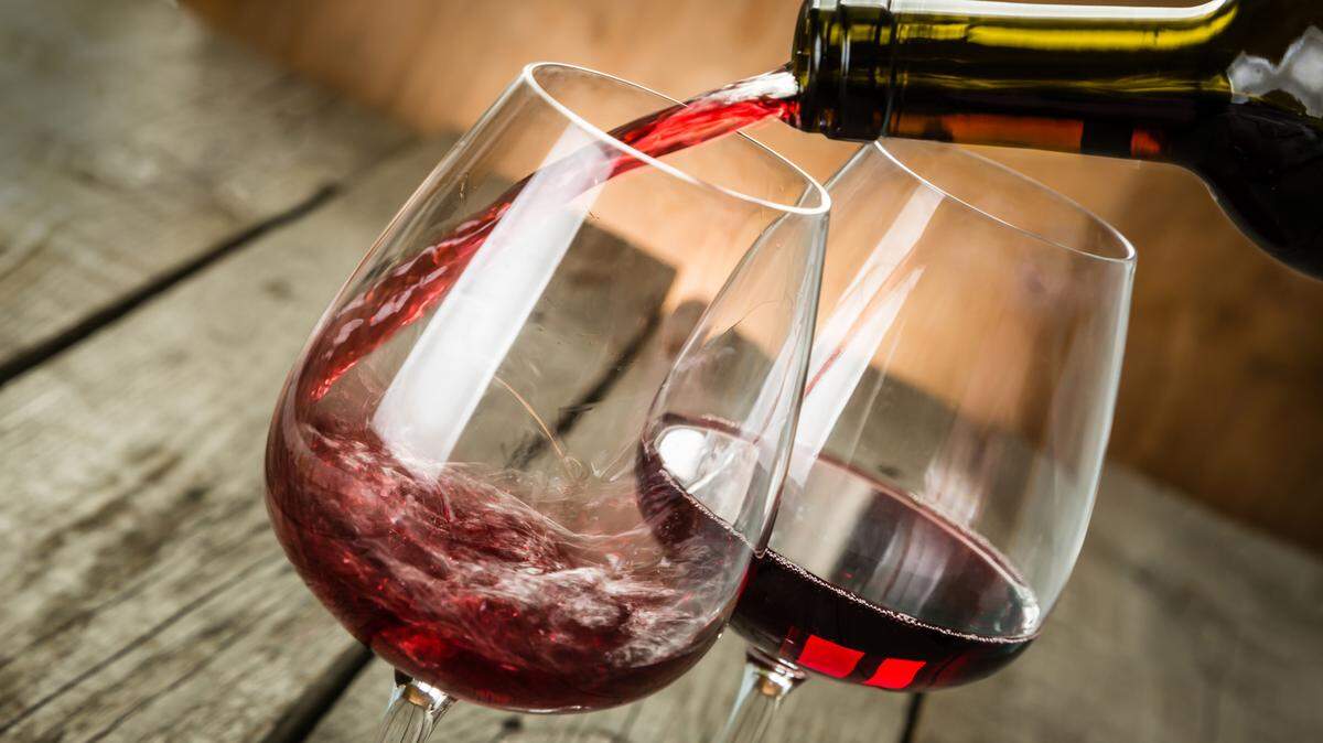 Winter is a good time to drink red, but don’t limit yourself, says columnist Dave Eckert.