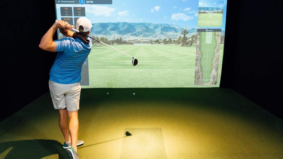 Golf simulators can help golfers identify issues with their swing off the course, said Alex Reed, co-founder of GolfTRK.