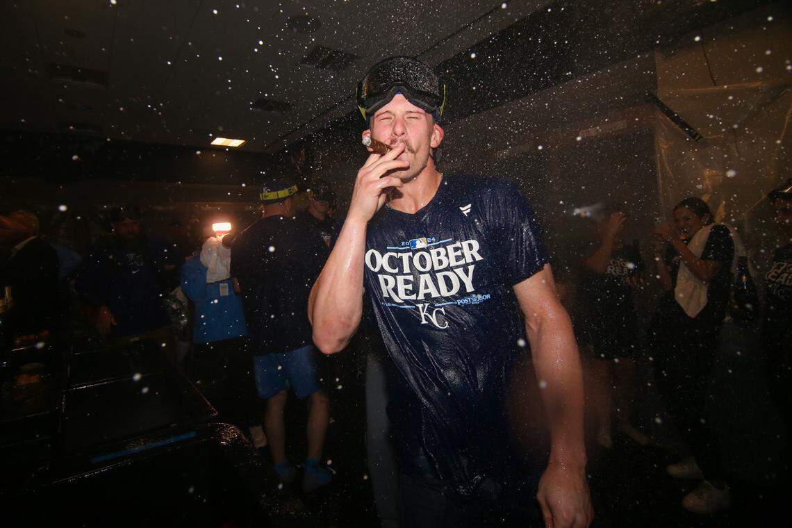 Kansas City Royals shortstop Bobby Witt Jr. (7) celebrates after clinching a wild card playoff birth after a game against the Atlanta Braves at Truist Park.