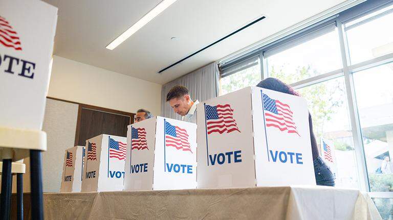 Familiar faces Manny Abarca, Dan Tarwater join race for Jackson County executive