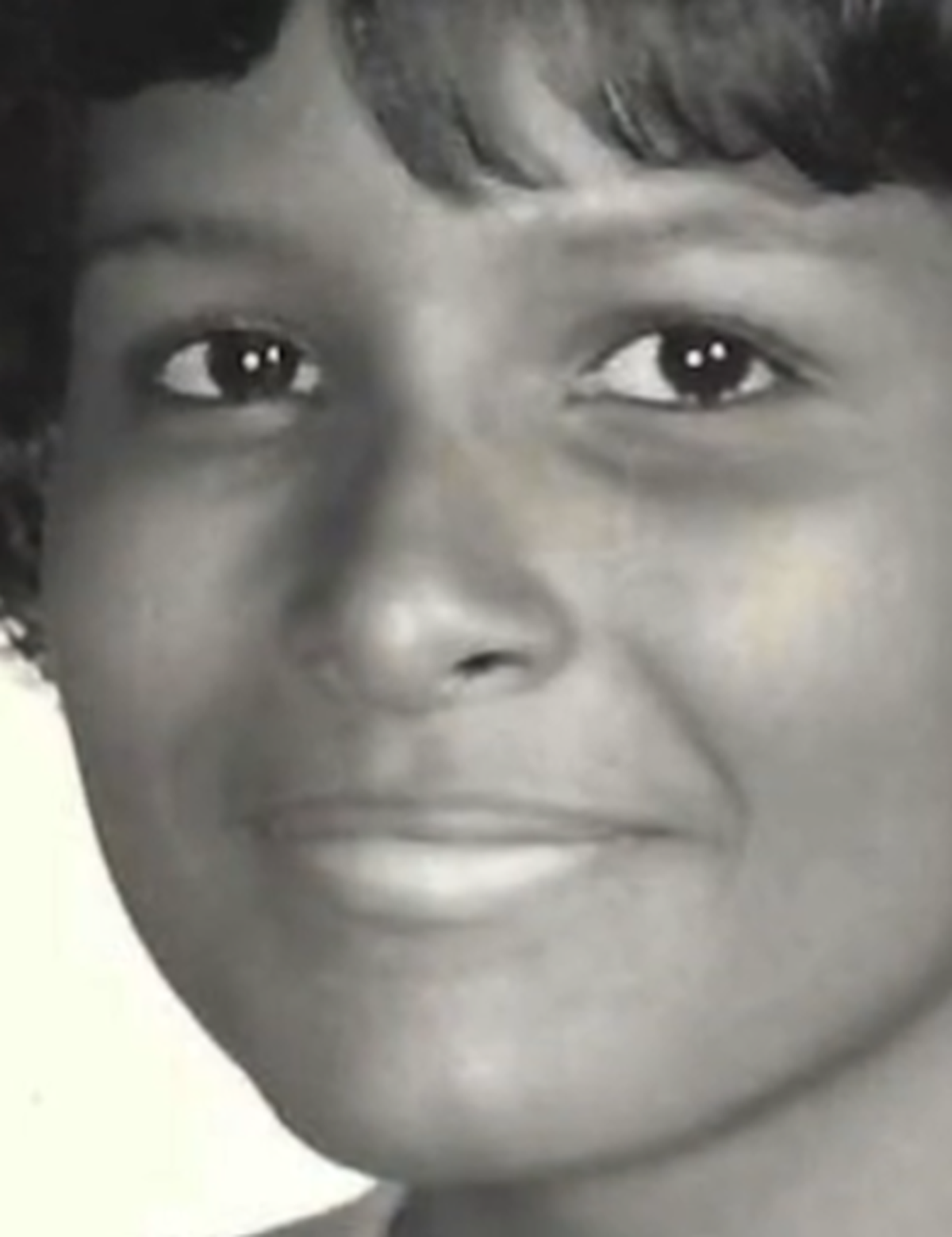 Jacqueline Woods, mother and social worker, died Jan. 28. She was 73.