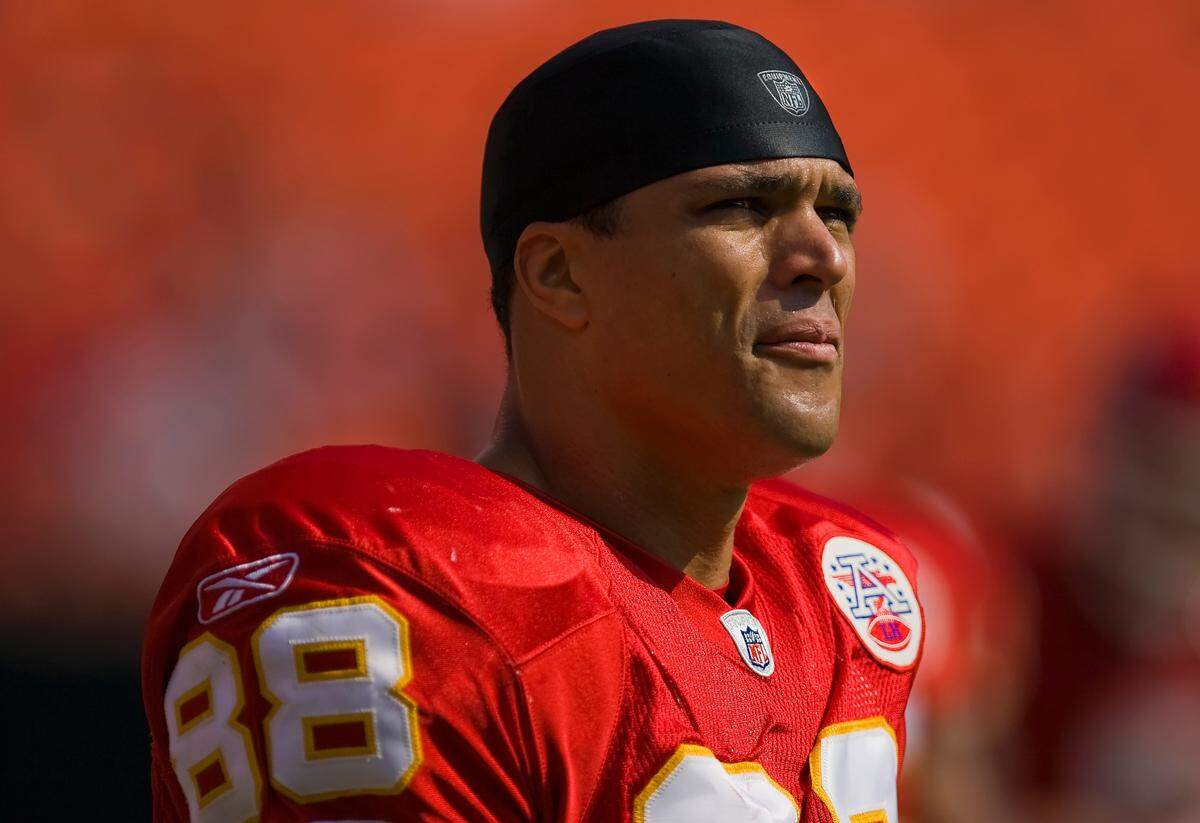 Kansas City Chiefs tight end Tony Gonzalez, before the Denver Broncos game on Sept. 28, 2008, at Arrowhead Stadium.