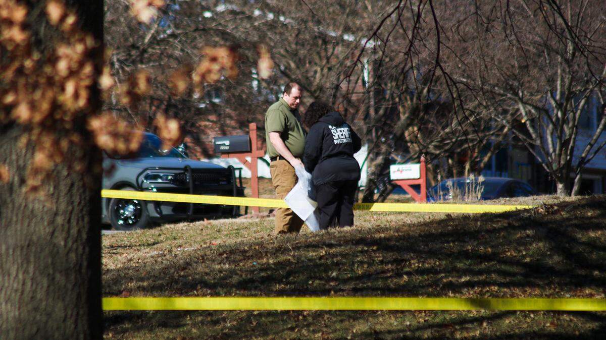 Platte County Sheriff’s Office investigators gathered evidence Friday at a home in the 4400 block of Northwest 50th Street just out of Riverside in unincorporated Platte County where a 5-year-old child was abducted and two people were shot. One person was killed in the shooting and another person was seriously injured. The man police called a “person of interest” in the abduction and shooting is also to have been involved in a deadly shooting nearby in Riverside moments before the abduction. The man was killed hours later in a police shooting.