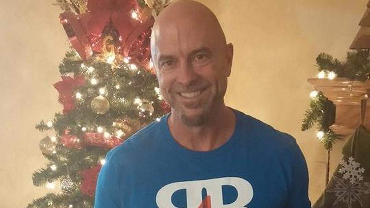 Former Truman High School boys basketball coach Billy Guinnee died unexpectedly Friday.