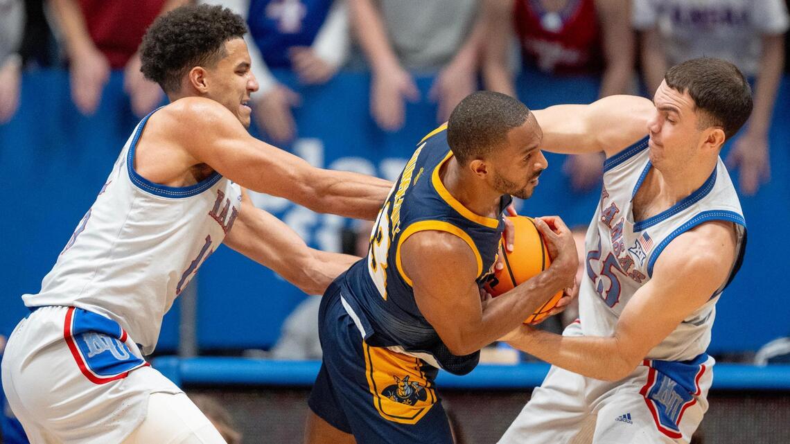 Here’s KC Roos coach Marvin Menzies’ take on the KU Jayhawks basketball team