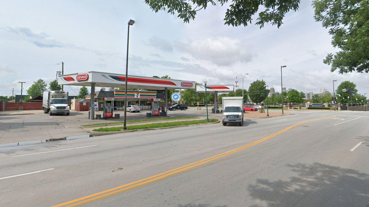 A 27-year-old Kansas City man is charged in an April 27 shooting that left one person seriously injured at the gas pumps of a 7-Eleven convenience store in the 1700 block of Independence Avenue.